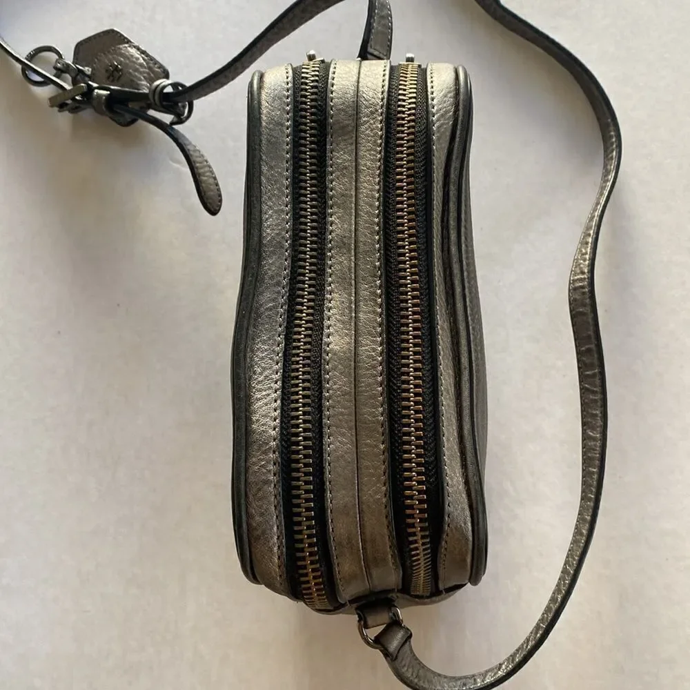 TORY BURCH Double Zipper Metallic Pebbled Leather Shoulder Bag